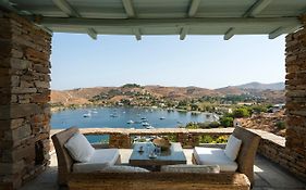 Vourkari Bayhouse